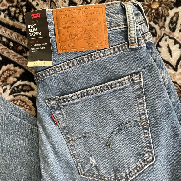 Levi’s Premium Flex 512 Slim Taper Jeans - Picture 5 of 9